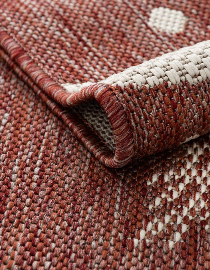 Detail image of  3' x 3'  Washable Holiday Indoor / Outdoor Round Rug