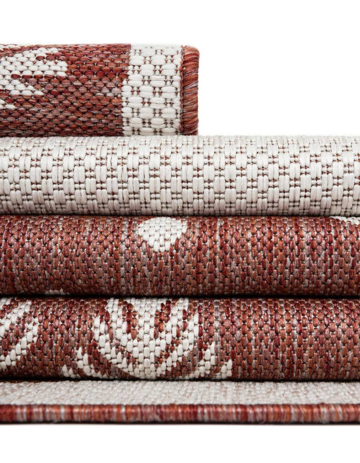 Detail image of  3' x 3'  Washable Holiday Indoor / Outdoor Round Rug