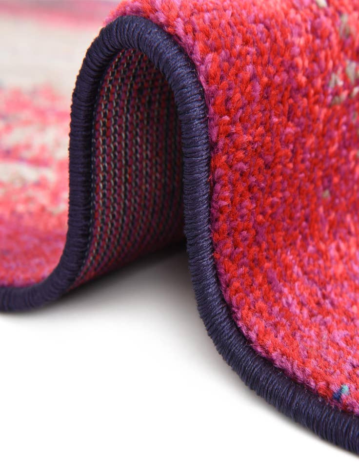 Detail image of  6' x 6'  Washable Sevilla Round Rug