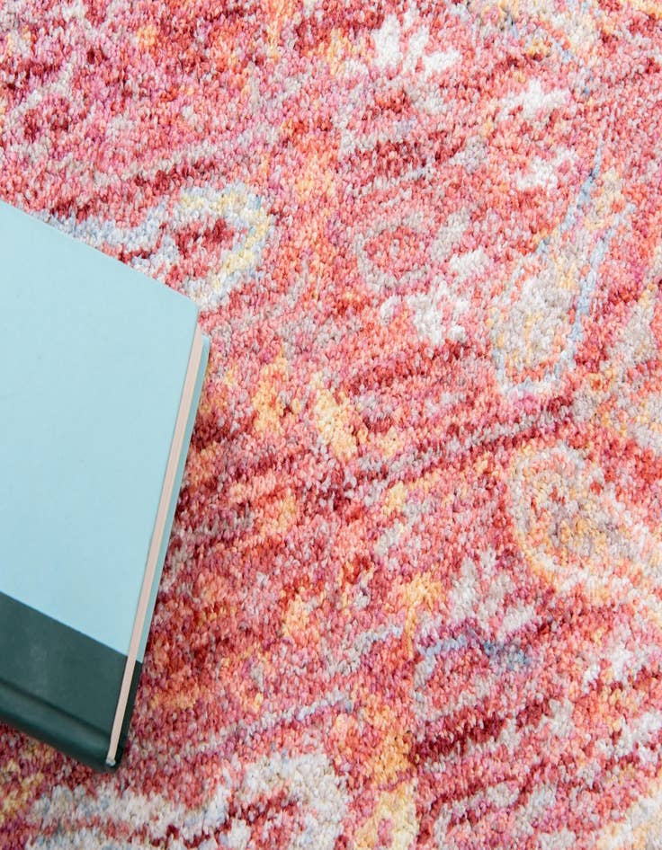 Detail image of  3' 3 x 3' 3 Williamsburg Round Rug