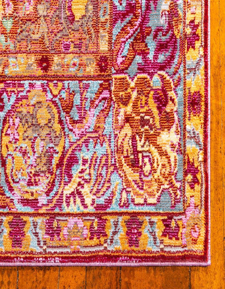Detail image of  2' 7 x 9' 10 Alexis Runner Rug