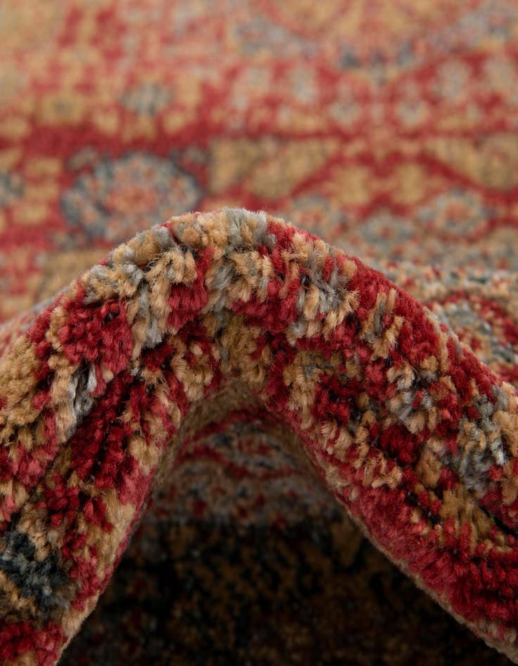 Detail image of  2' 7 x 10' Amina Runner Rug