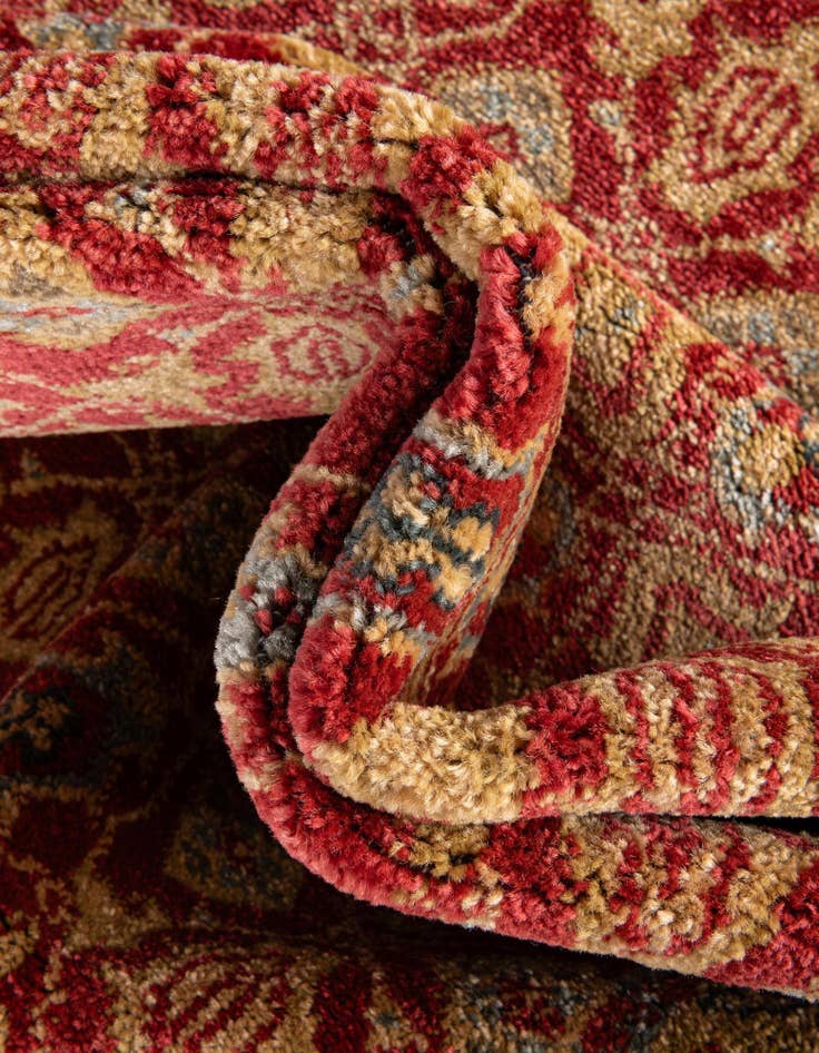 Detail image of  2' 7 x 10' Amina Runner Rug