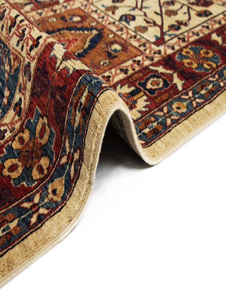 Detail image of  2' 8 x 9' 7 Ariana Fine Wool Runner Rug