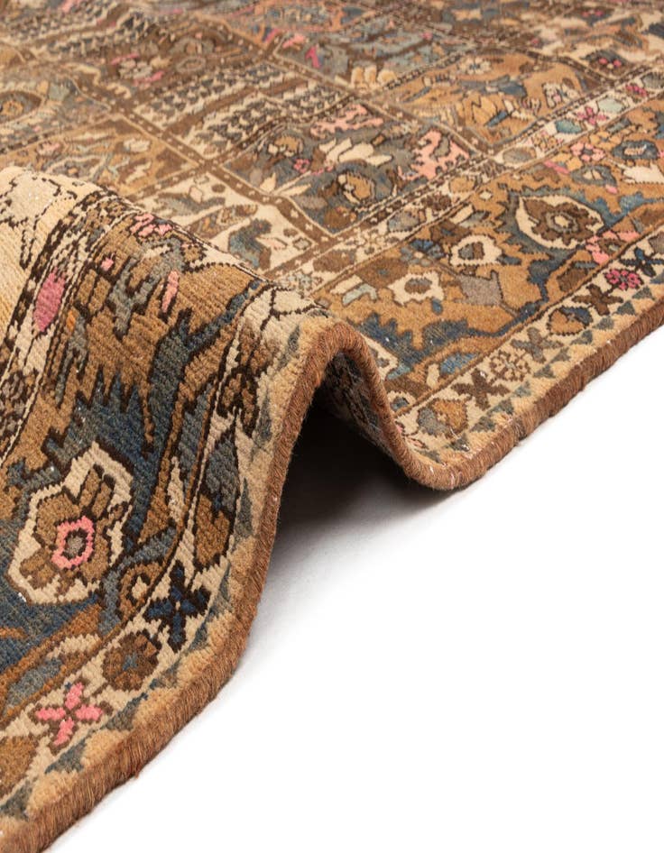 Detail image of  3' 8 x 10' 3 Bachtiar Wool Runner Rug