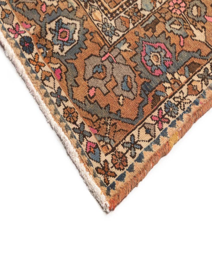 Detail image of  3' 8 x 10' 3 Bachtiar Wool Runner Rug