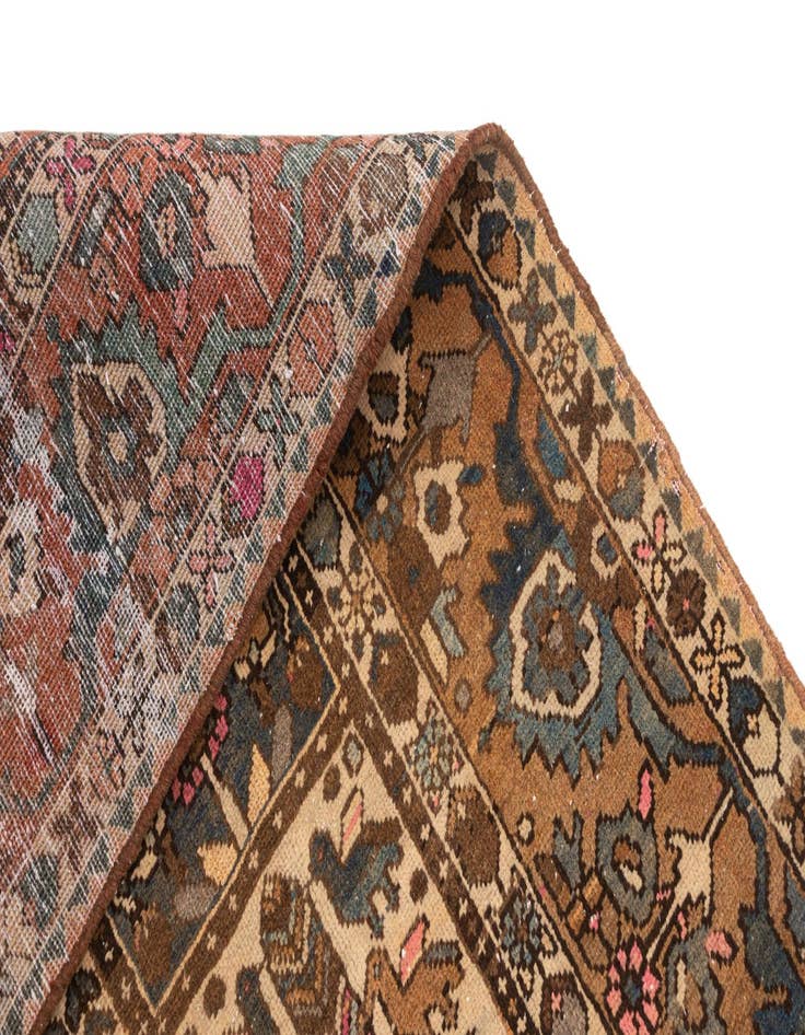 Detail image of  3' 8 x 10' 3 Bachtiar Wool Runner Rug