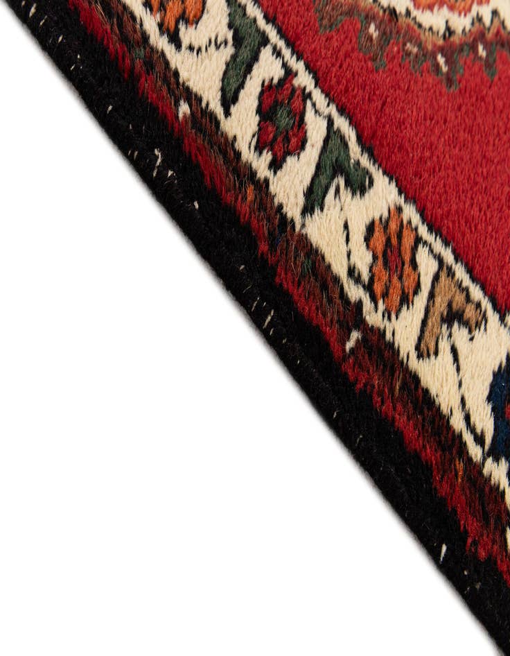 Detail image of  2' 1 x 4'  Hand Knotted Bidjar Wool Runner Rug