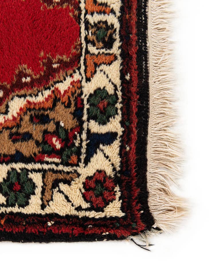 Detail image of  2' 1 x 4'  Hand Knotted Bidjar Wool Runner Rug
