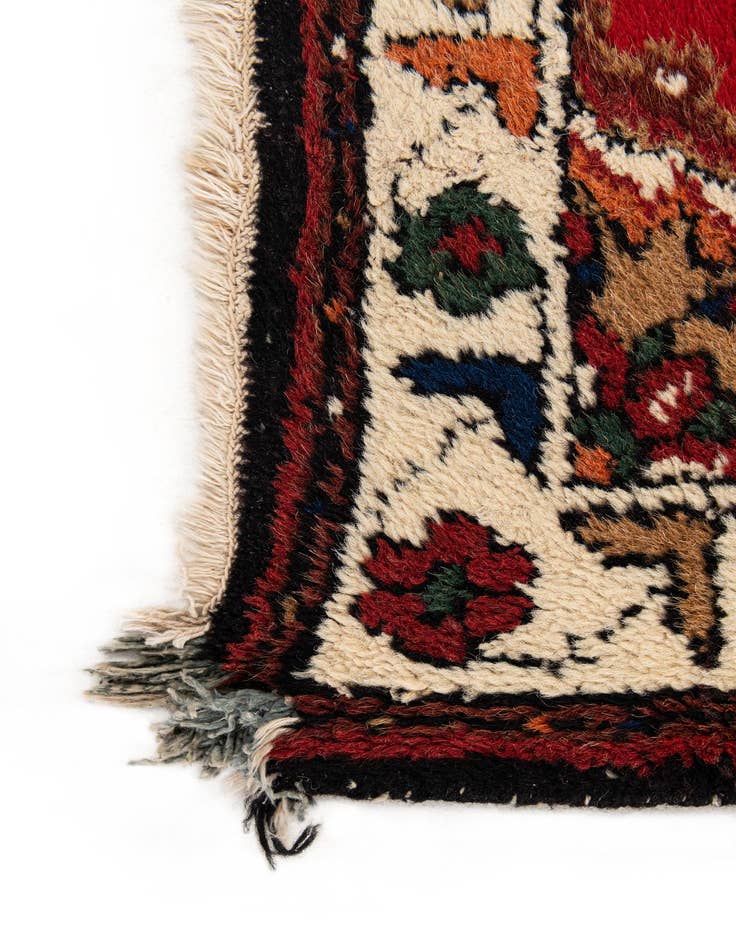 Detail image of  2' 1 x 4'  Hand Knotted Bidjar Wool Runner Rug