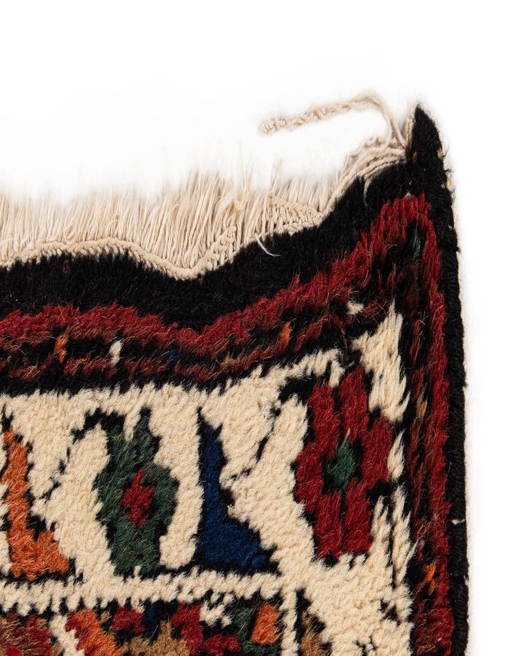 Detail image of  2' 1 x 4'  Hand Knotted Bidjar Wool Runner Rug