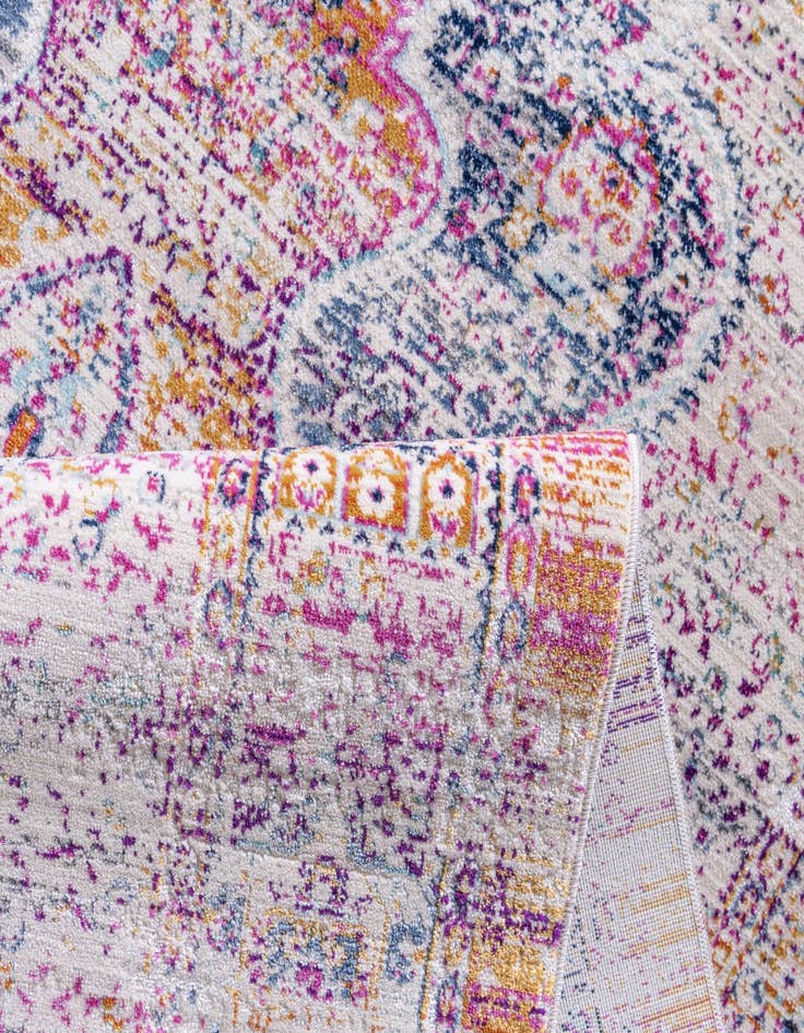 Detail image of  2' x 5' 9 Budapest Runner Rug