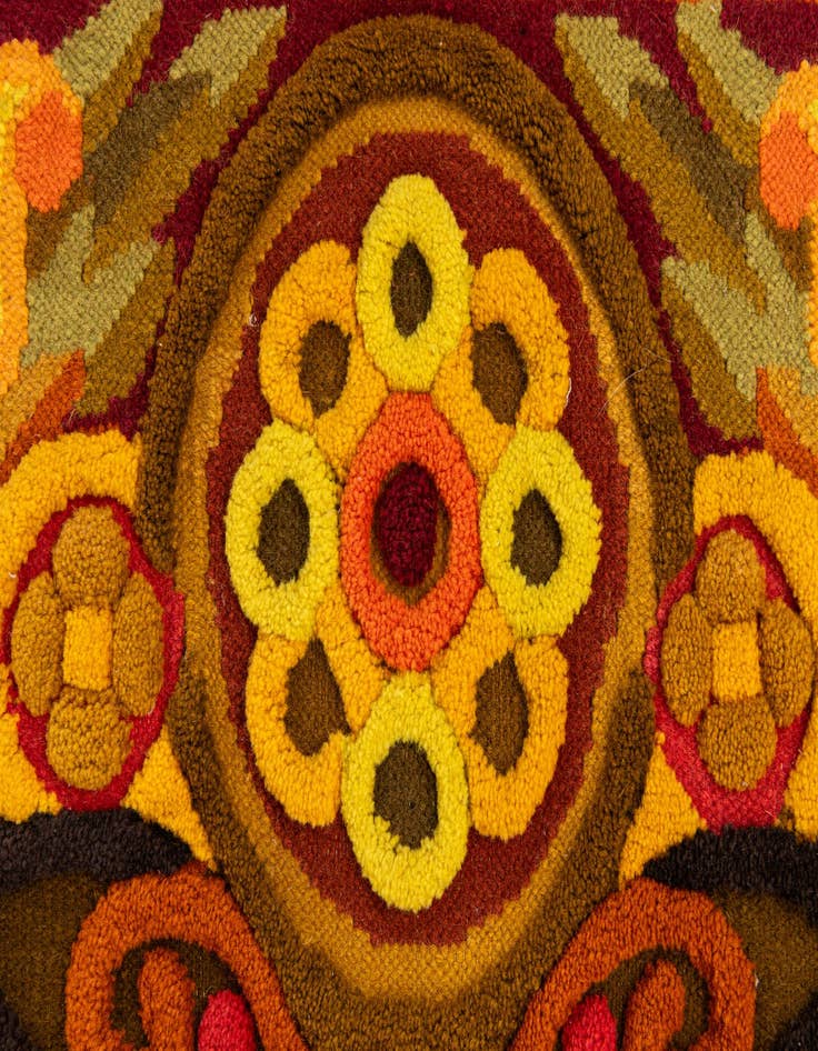 Detail image of  2' 3 x 3' 6  Hand Knotted Carved Pekin Wool Runner Rug