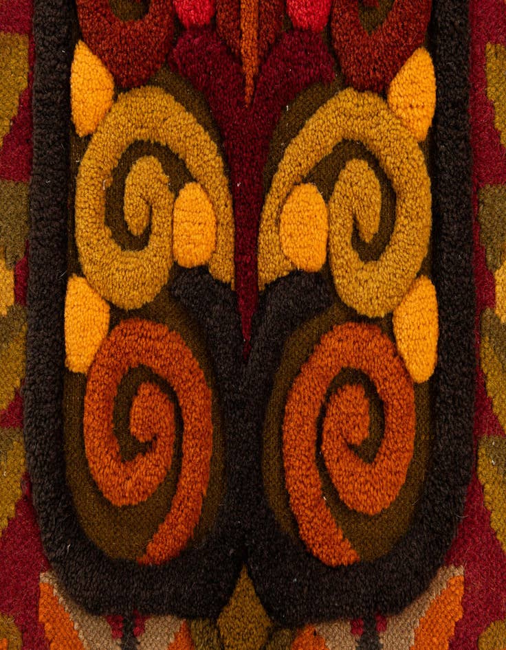 Detail image of  2' 3 x 3' 6  Hand Knotted Carved Pekin Wool Runner Rug