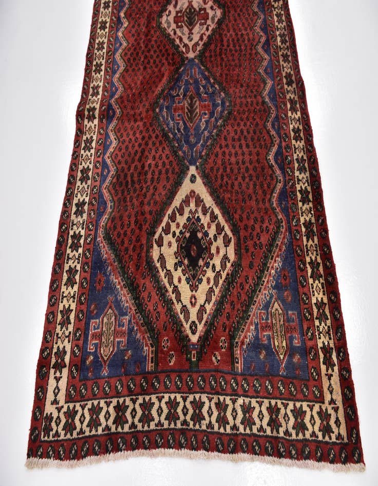 Detail image of  4' 9 x 9' 7  Hand Knotted Chenar Persian Wool Runner Rug