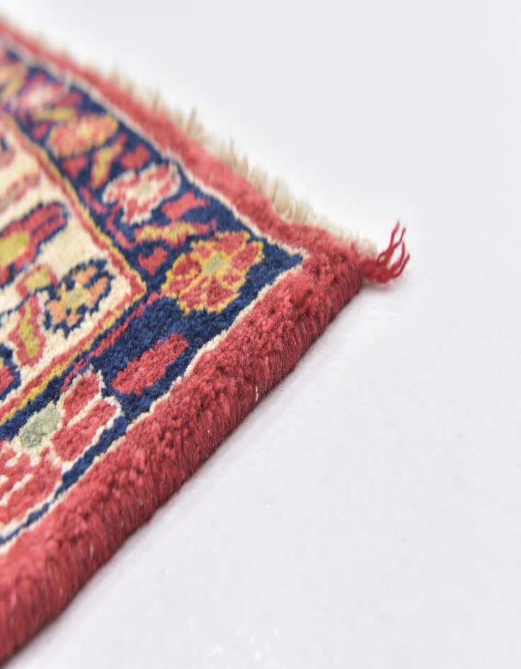 Detail image of  4' 2 x 9' 6 Farahan Wool Runner Rug