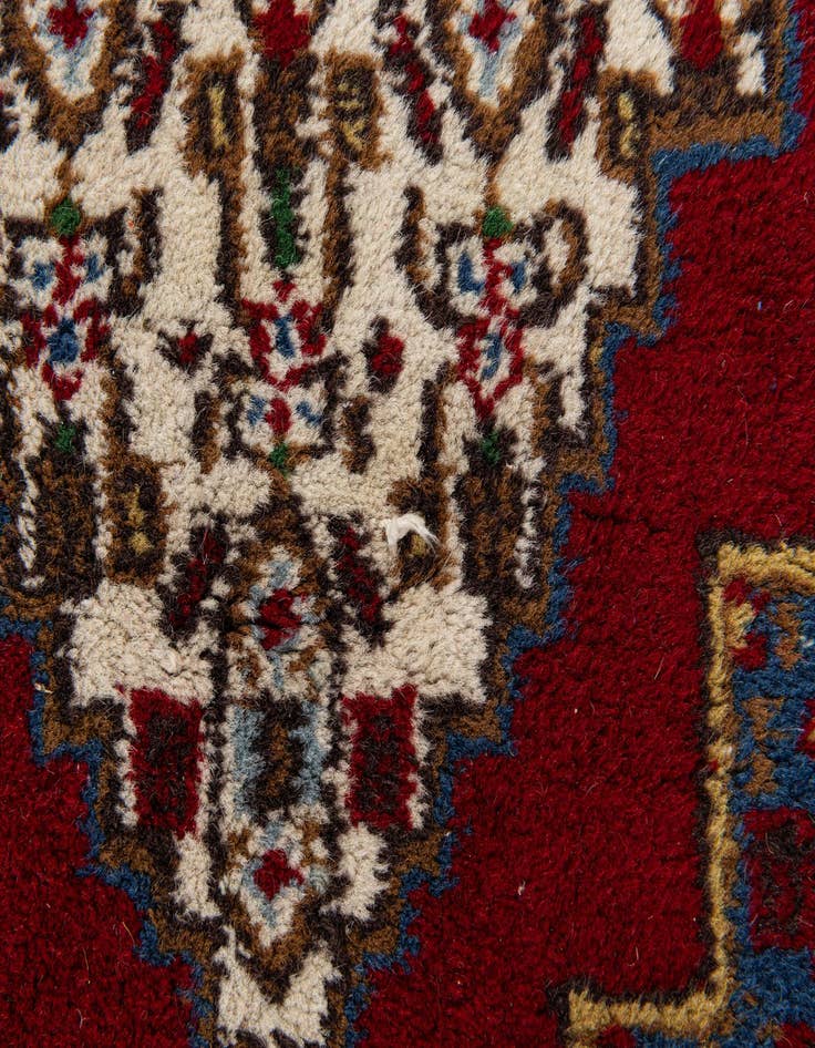 Detail image of  2' 1 x 4' 6  Hand Knotted Gharajeh Wool Runner Rug