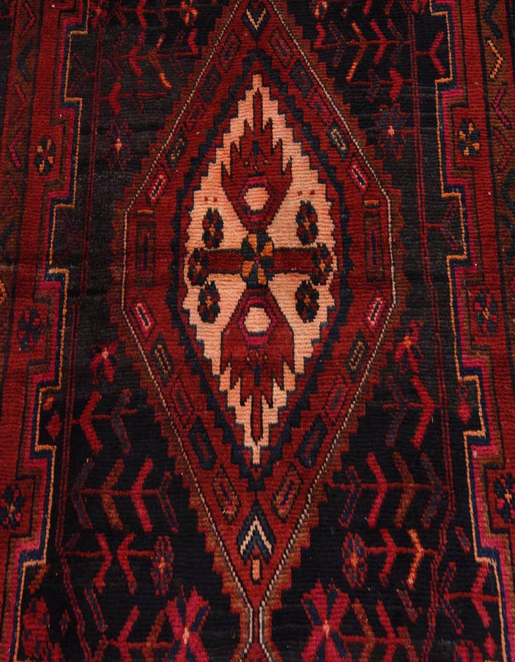 Detail image of 4' 10 x 9' 7 Hand Knotted Hamedan Persian Wool Runner Rug