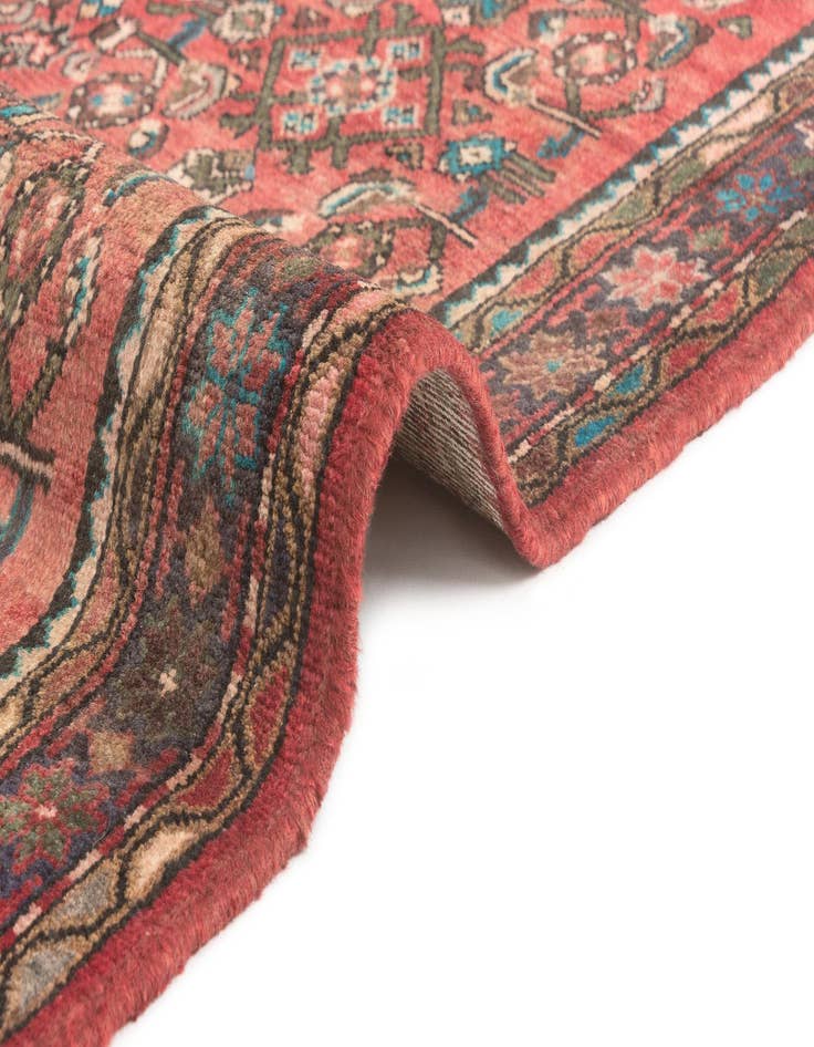Detail image of  3' 8 x 10' 5 Hamedan Runner Rug