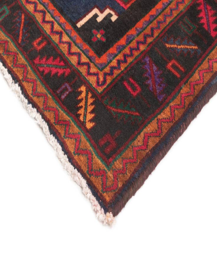 Detail image of  5' x 10' 4 Hamedan Runner Rug