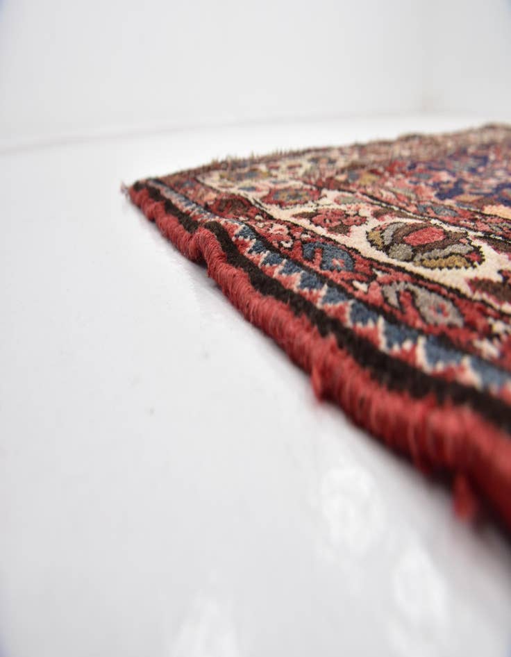 Detail image of 4' x 9' 6 Hand Knotted Hossainabad Persian Wool Runner Rug