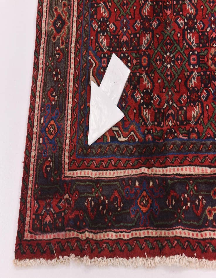 Detail image of  5' x 9' 6  Hand Knotted Hossainabad Persian Wool Runner Rug