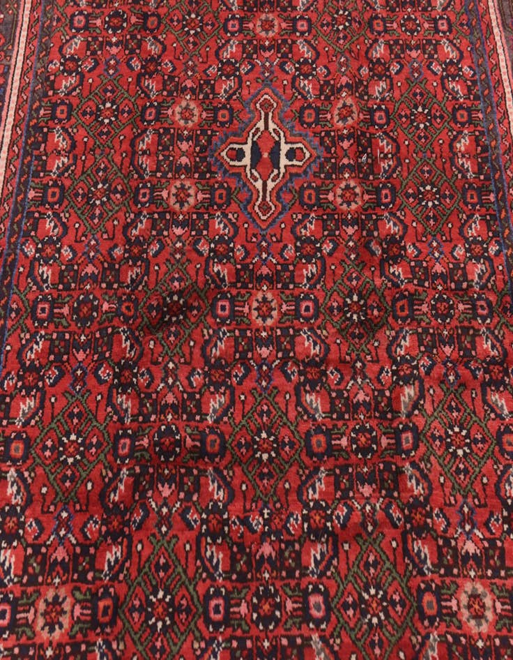 Detail image of  5' x 9' 6  Hand Knotted Hossainabad Persian Wool Runner Rug