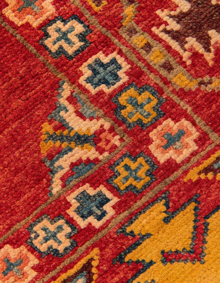 Detail image of  2' 8 x 6' 5  Hand Knotted Kazak Runner Rug