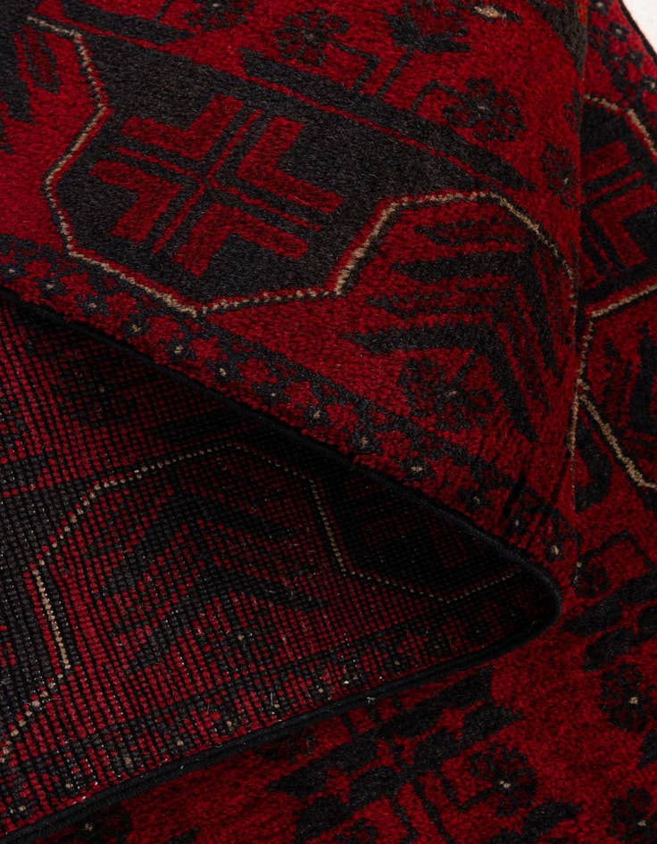 Detail image of  2' 7 x 6' 3  Hand Knotted Khal Mohammadi Wool Runner Rug