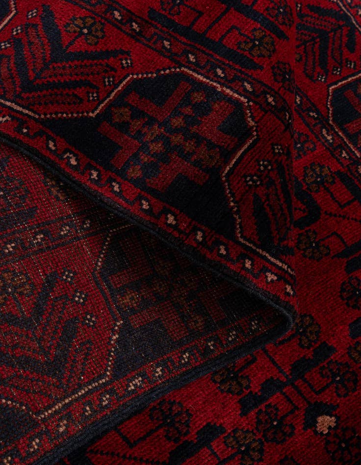 Detail image of  2' 9 x 6' 4  Hand Knotted Khal Mohammadi Wool Runner Rug