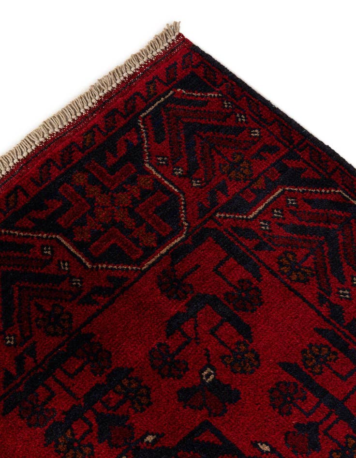 Detail image of  2' 8 x 6' 5  Hand Knotted Khal Mohammadi Wool Runner Rug