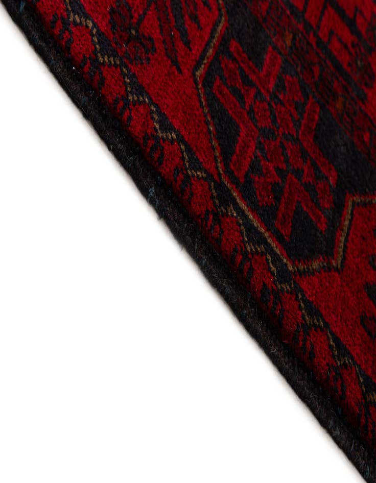 Detail image of  2' 9 x 6' 3  Hand Knotted Khal Mohammadi Wool Runner Rug