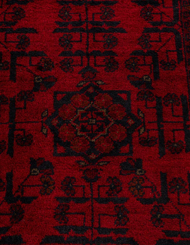 Detail image of  2' 9 x 6' 3  Hand Knotted Khal Mohammadi Wool Runner Rug