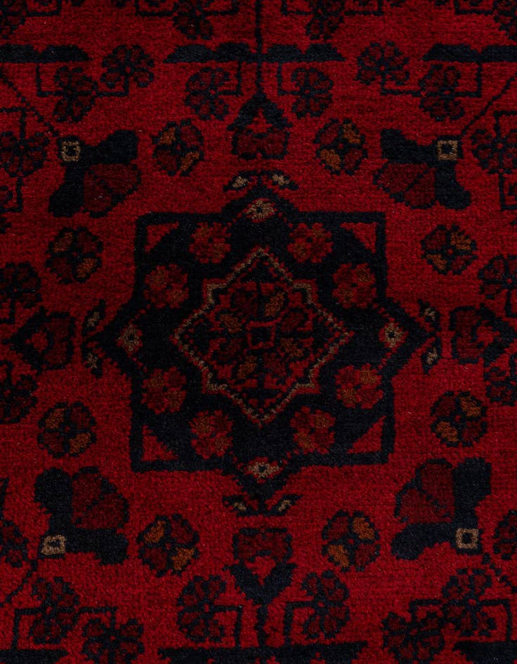 Detail image of  2' 8 x 6' 4  Hand Knotted Khal Mohammadi Wool Runner Rug