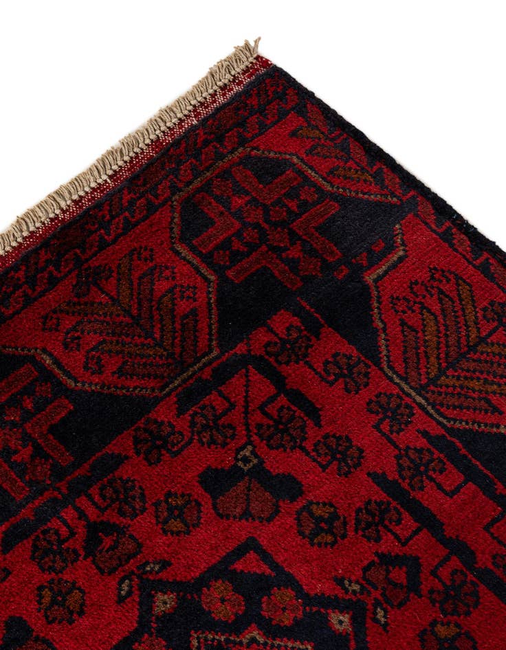 Detail image of  2' 8 x 6' 4  Hand Knotted Khal Mohammadi Wool Runner Rug