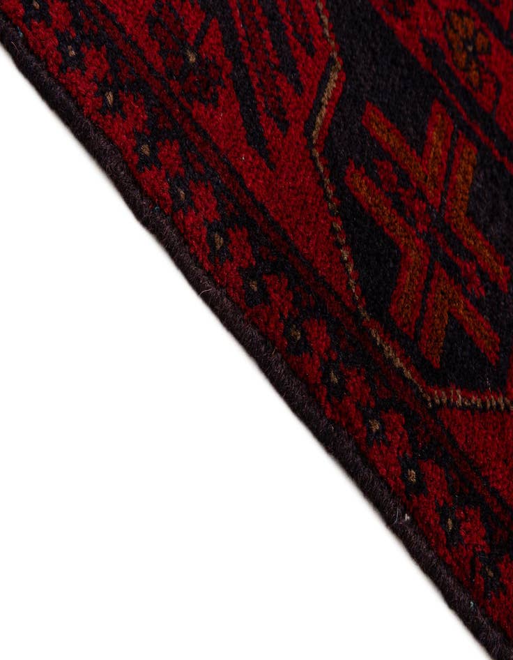 Detail image of  2' 8 x 6' 5  Hand Knotted Khal Mohammadi Wool Runner Rug