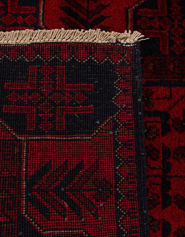 Detail image of  2' 9 x 6' 3  Hand Knotted Khal Mohammadi Wool Runner Rug