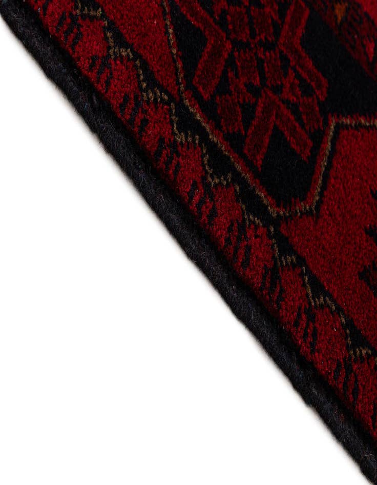 Detail image of  2' 9 x 6' 3  Hand Knotted Khal Mohammadi Wool Runner Rug