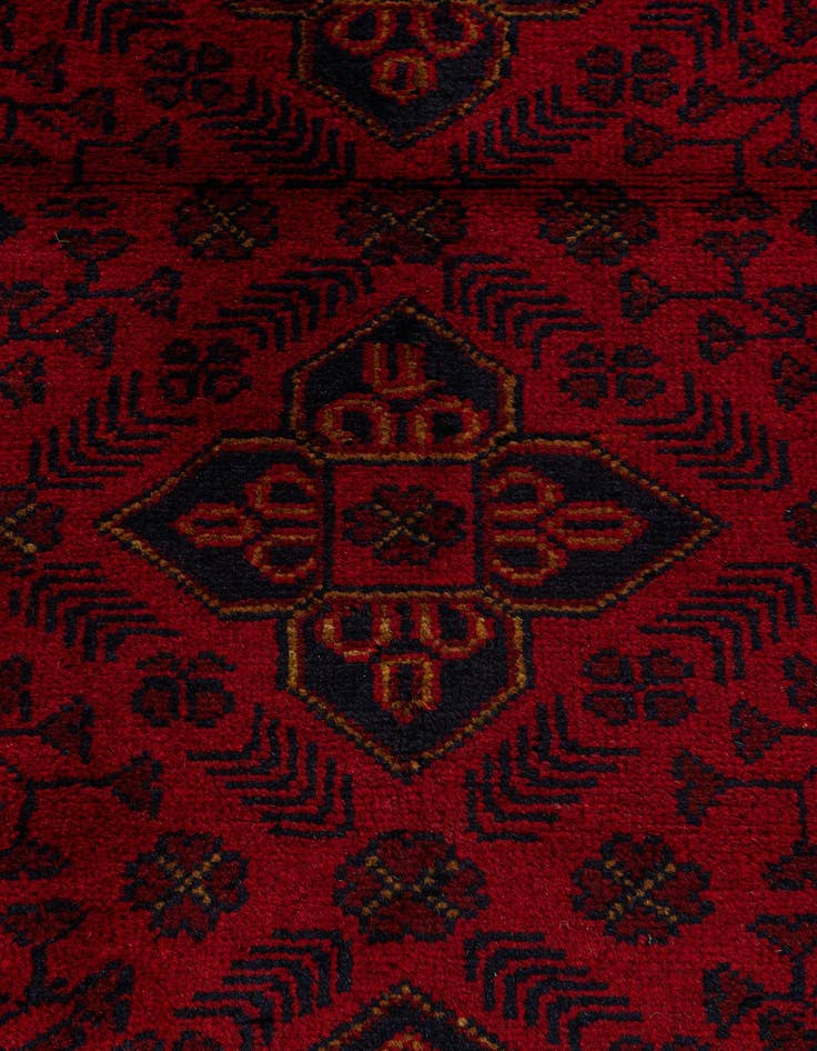 Detail image of  2' 7 x 6' 5  Hand Knotted Khal Mohammadi Wool Runner Rug