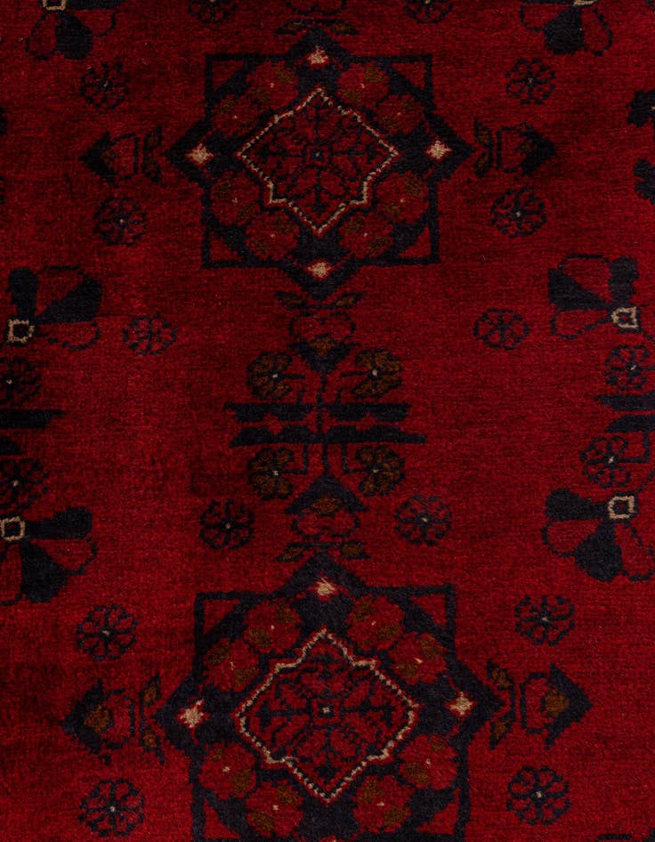 Detail image of  2' 10 x 6' 4  Hand Knotted Khal Mohammadi Wool Runner Rug
