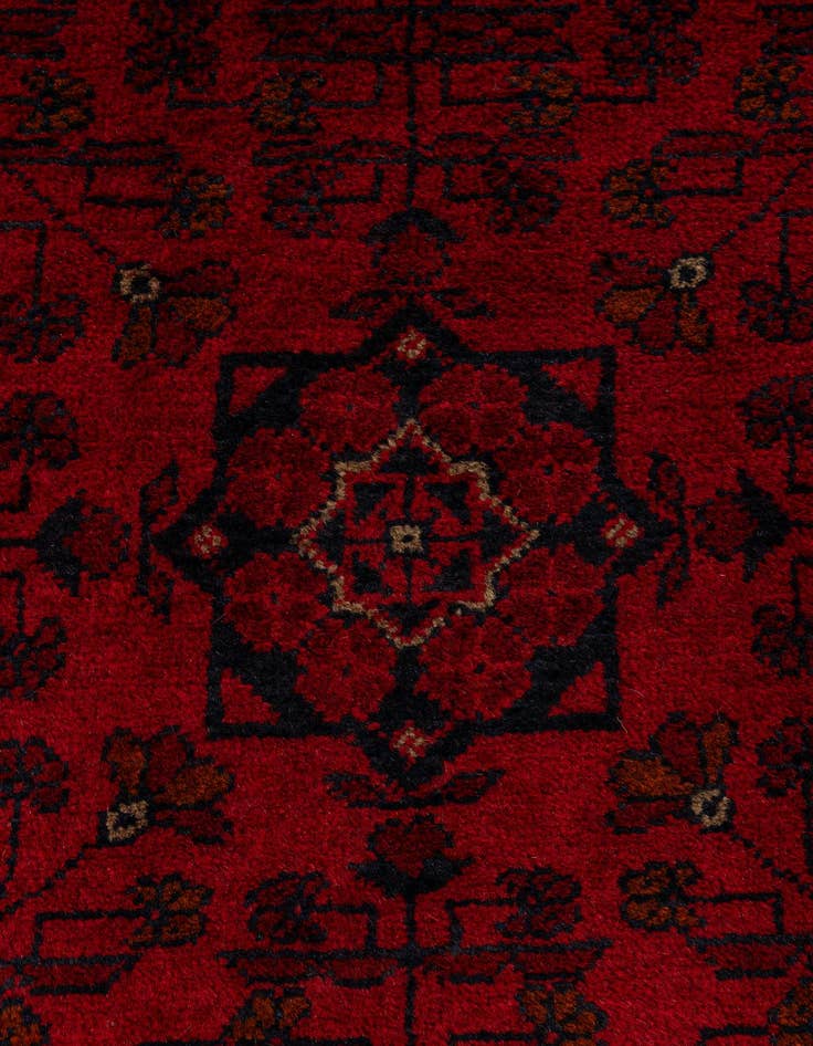Detail image of  2' 9 x 6' 6  Hand Knotted Khal Mohammadi Wool Runner Rug