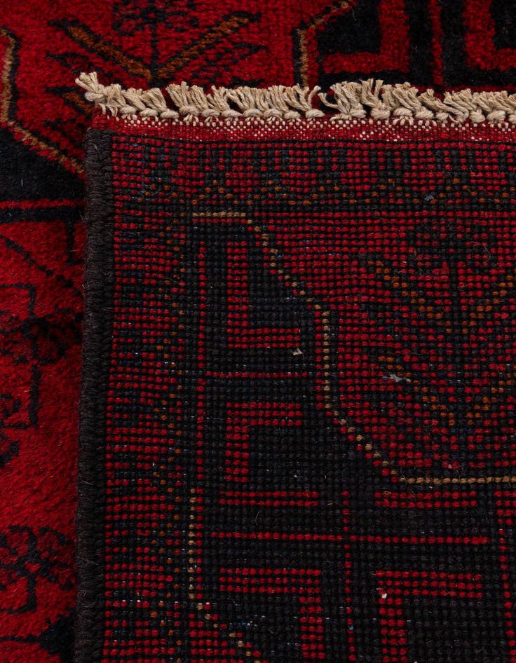 Detail image of  2' 8 x 6' 4  Hand Knotted Khal Mohammadi Wool Runner Rug