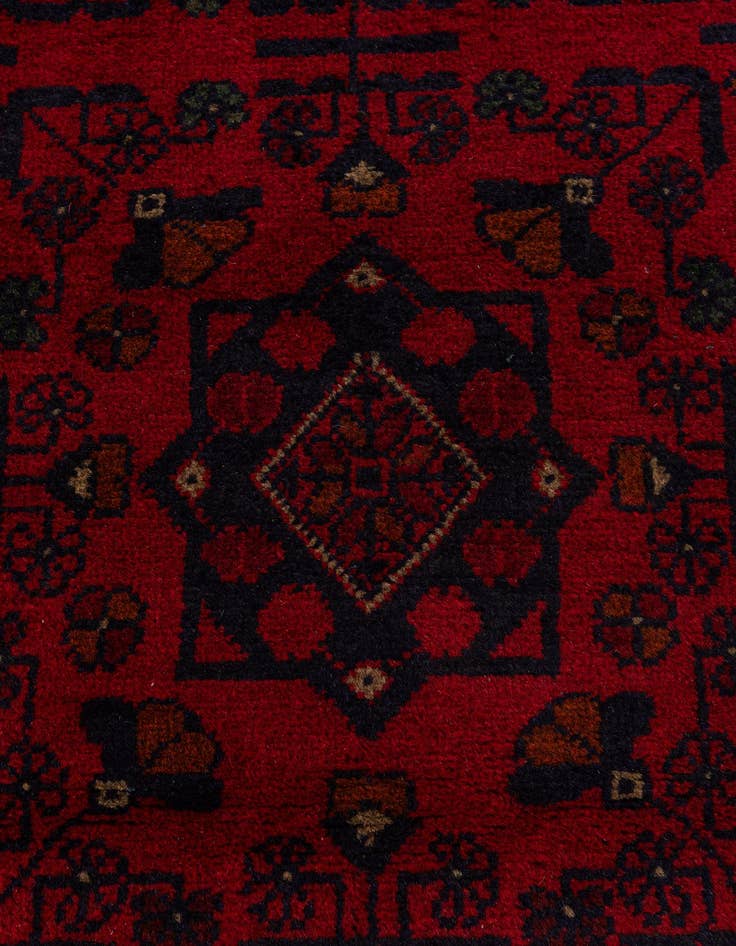 Detail image of  2' 7 x 6' 5  Hand Knotted Khal Mohammadi Wool Runner Rug