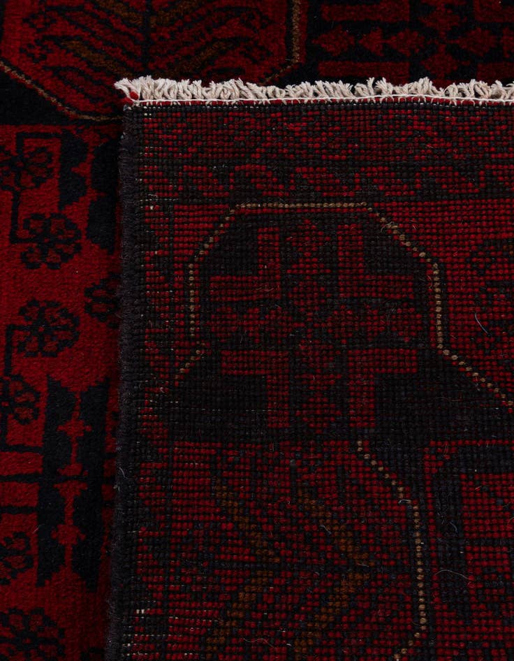 Detail image of  2' 7 x 6' 2  Hand Knotted Khal Mohammadi Wool Runner Rug