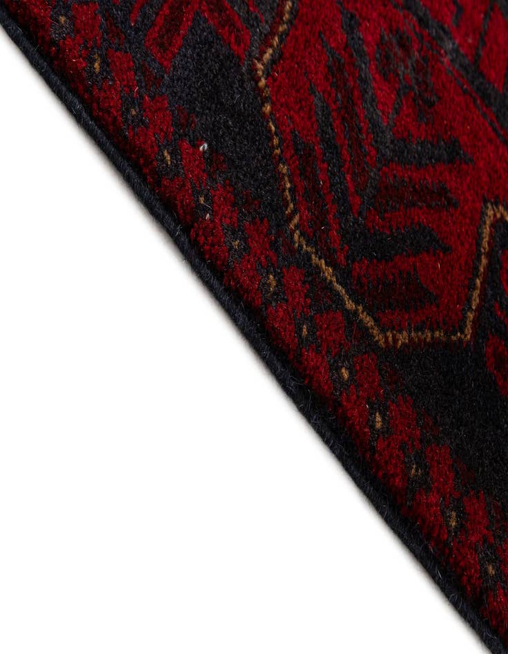 Detail image of  2' 9 x 6' 5  Hand Knotted Khal Mohammadi Wool Runner Rug
