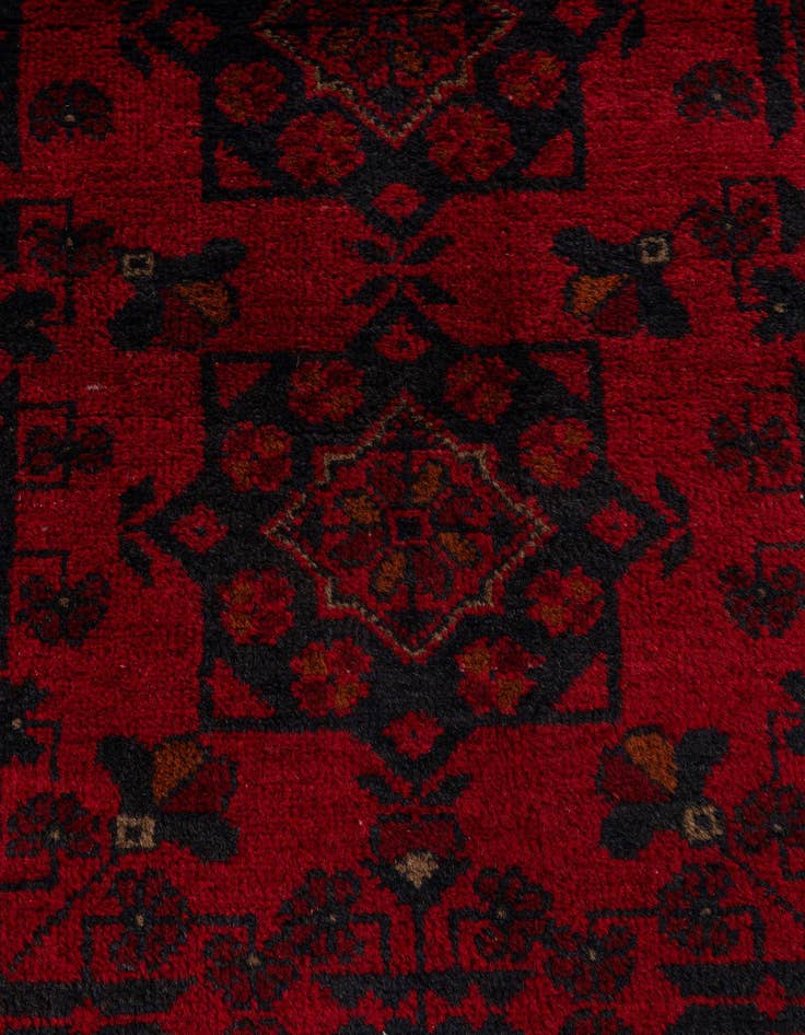 Detail image of  2' 8 x 6' 11  Hand Knotted Khal Mohammadi Wool Runner Rug