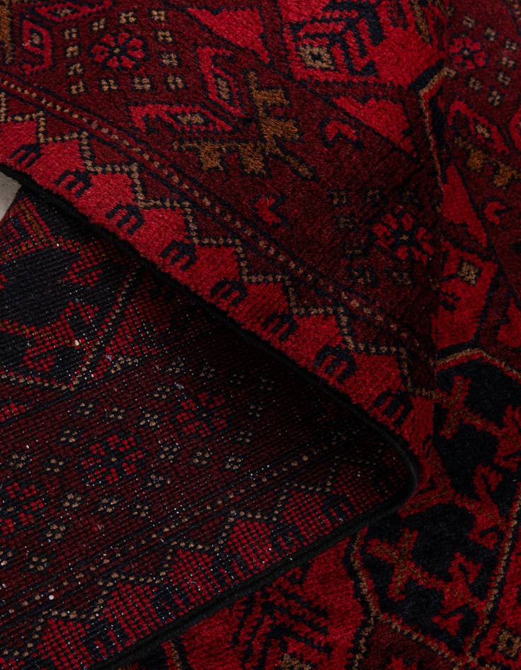 Detail image of  2' 7 x 6' 7  Hand Knotted Khal Mohammadi Wool Runner Rug