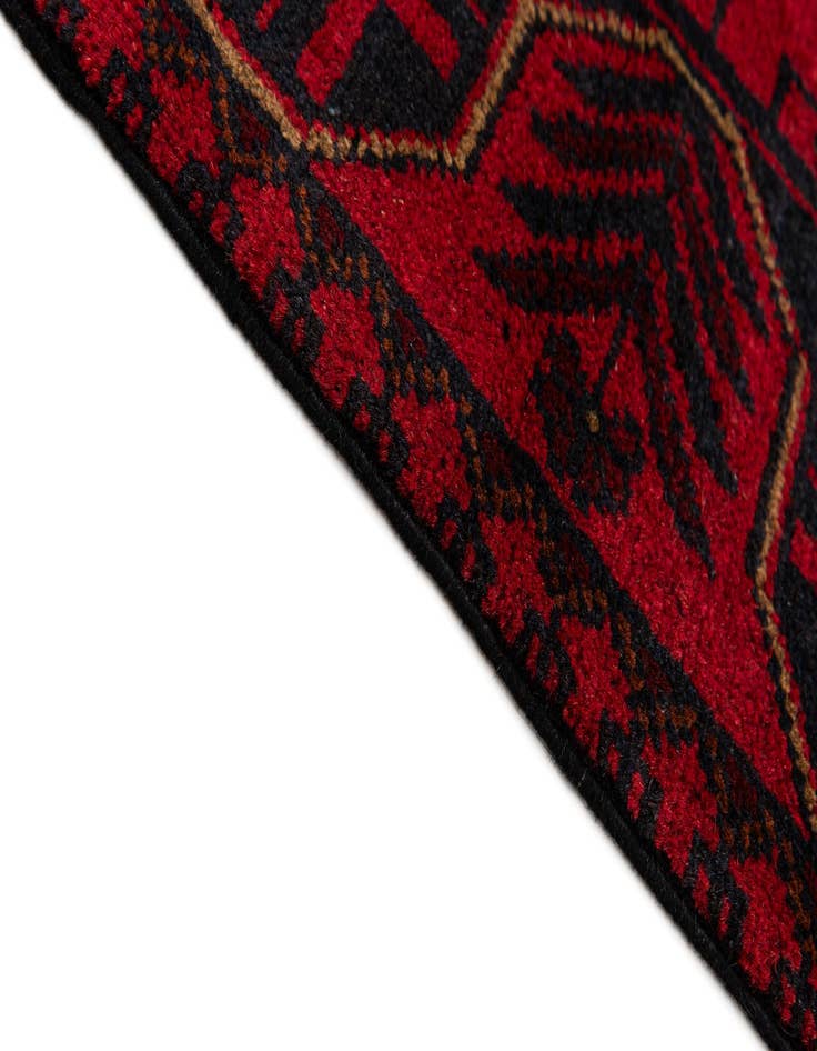 Detail image of  2' 7 x 6' 5  Hand Knotted Khal Mohammadi Wool Runner Rug