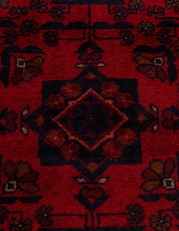 Detail image of  2' 9 x 6' 10  Hand Knotted Khal Mohammadi Wool Runner Rug
