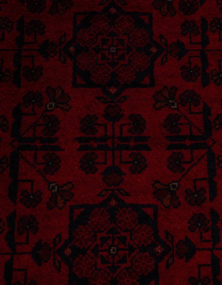 Detail image of  2' 9 x 6' 8  Hand Knotted Khal Mohammadi Wool Runner Rug